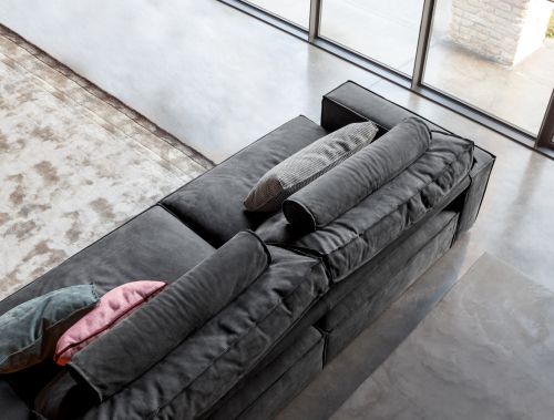 Gravity sofa