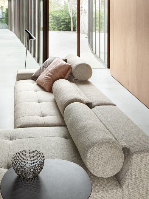 Kite Sofa