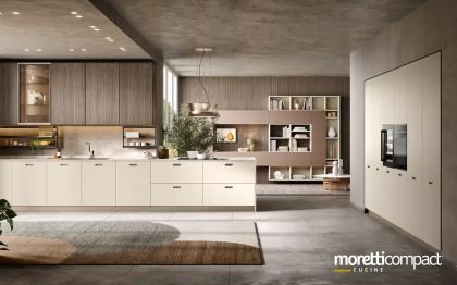 Колекция College