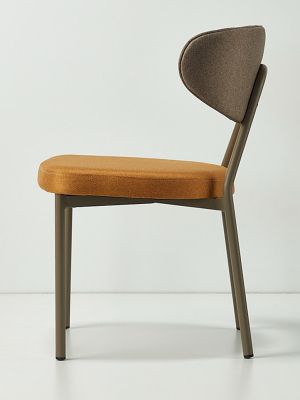 Shell chair