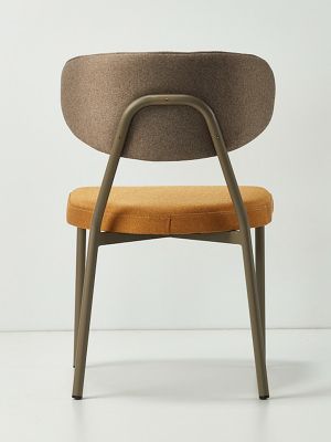 Shell chair