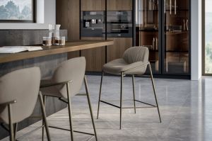 Amelie Footstool