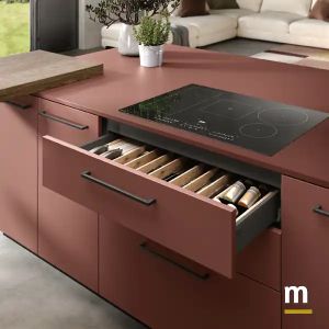 Колекция College