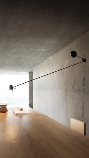 Counterbalance Wall