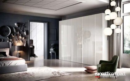 B373 by Moretti