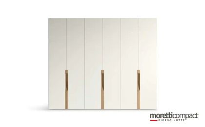 B358 by Moretti
