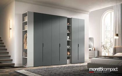 B352 by Moretti