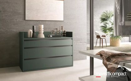 I726 by Moretti