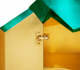 DIAMOND EMERALD SIDEBOARD