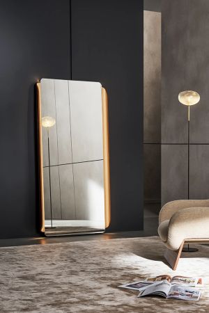 Olos mirror by Bonaldo