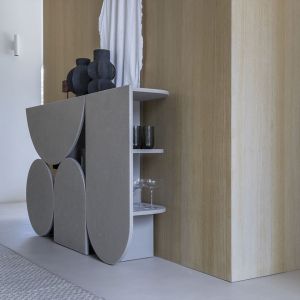 Shape Console by Mogg