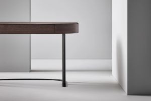 Isabey desk by Bonaldo