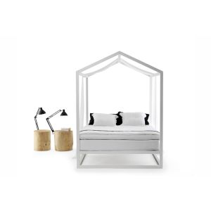 Casetta in Canada' by Mogg