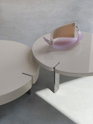 Butter - low table - by Saba 