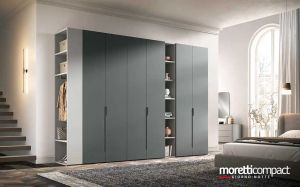 B352 by Moretti