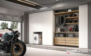 V326 by Moretti