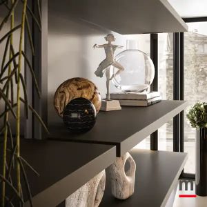 V325 by Moretti