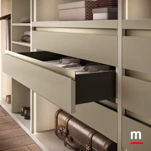 T522 by Moretti